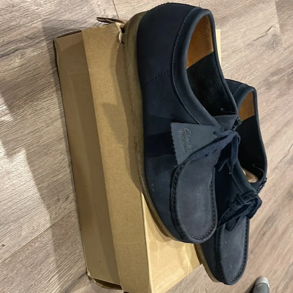 Clarks Wallabees Men’s shoes. (Size 11.5)  *Like New* - Picture 5 of 5